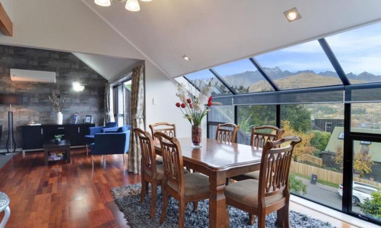 4 Bedroom Home, Unlimited Wifi, Fantastic Lake Views With Private Balcony Queenstown Exterior photo